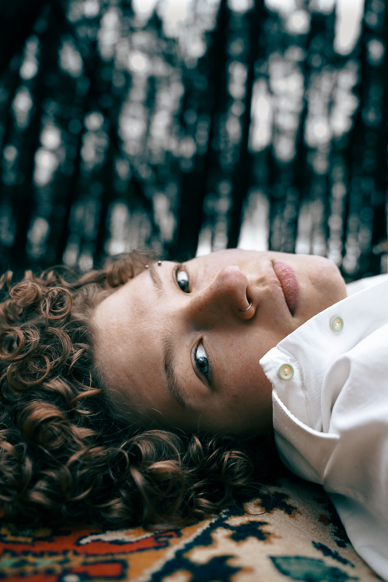 В кадре: Разбитая ваза. Объективно. Показываю жизнь через свои кадры