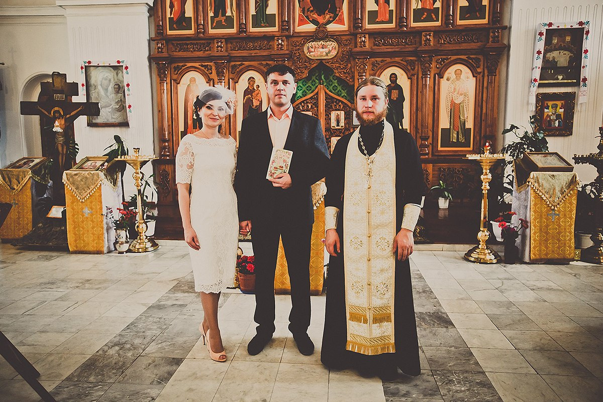 Таинство Венчания. д. Кулаково. Церковь Николая Чудотворца. Фотограф Полина Егорова город Тюмень