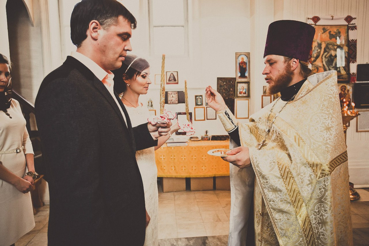 Таинство Венчания. д. Кулаково. Церковь Николая Чудотворца. Фотограф Полина Егорова город Тюмень