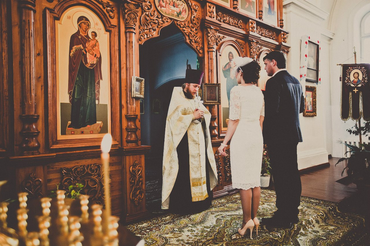 Таинство Венчания. д. Кулаково. Церковь Николая Чудотворца. Фотограф Полина Егорова город Тюмень