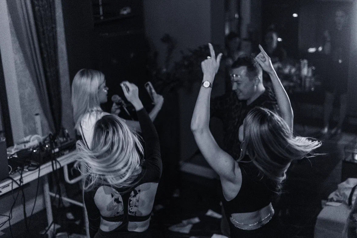 DJ вечеринка в Сочи. Семейный фотограф и видеограф Николай Ставский