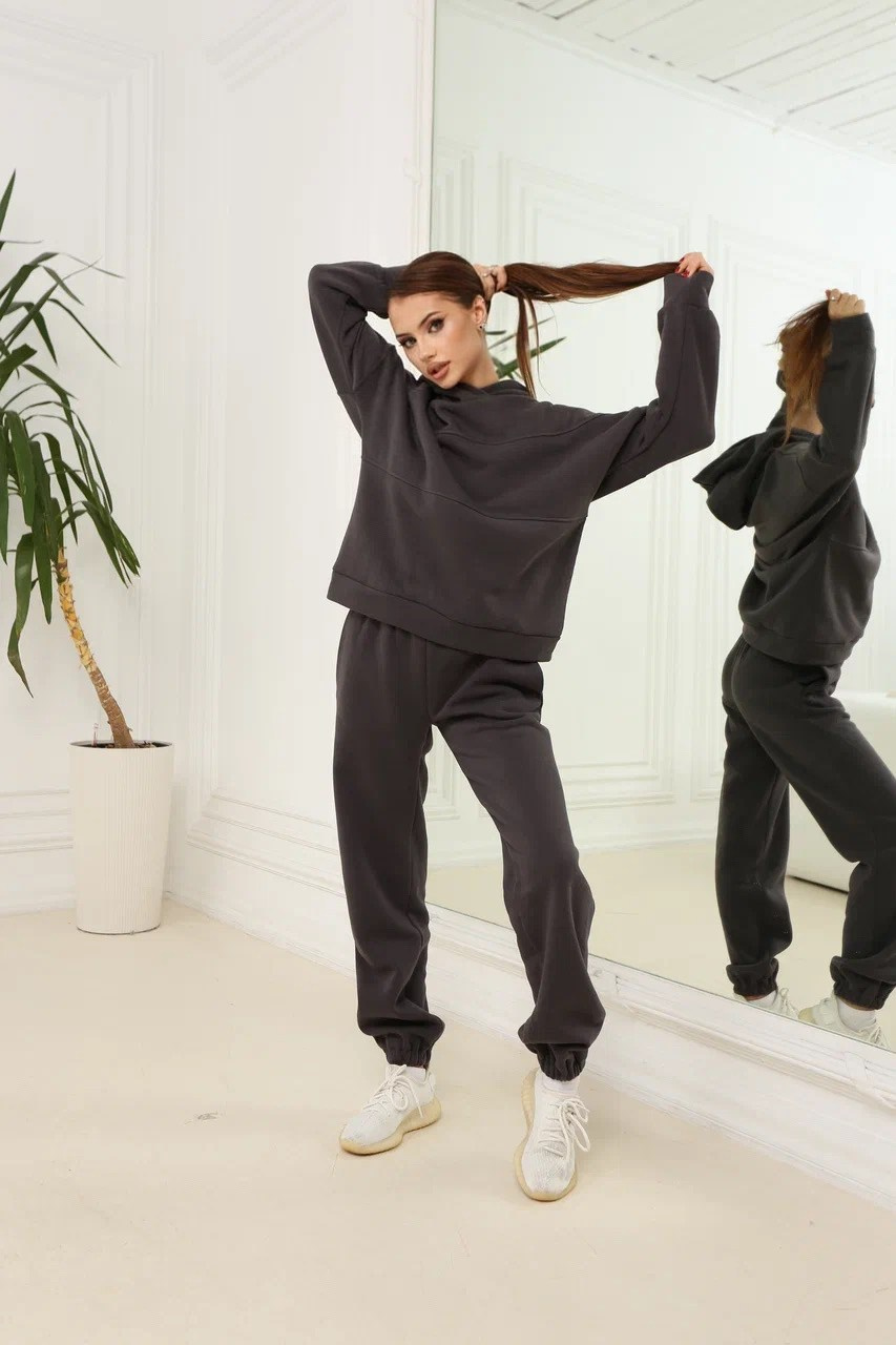 Дана, 40-42 р-р, 170 рост. KED Production — продакшн из СПб. Создаём фото, видео и контент, который помогает брендам и селлерам продавать больше