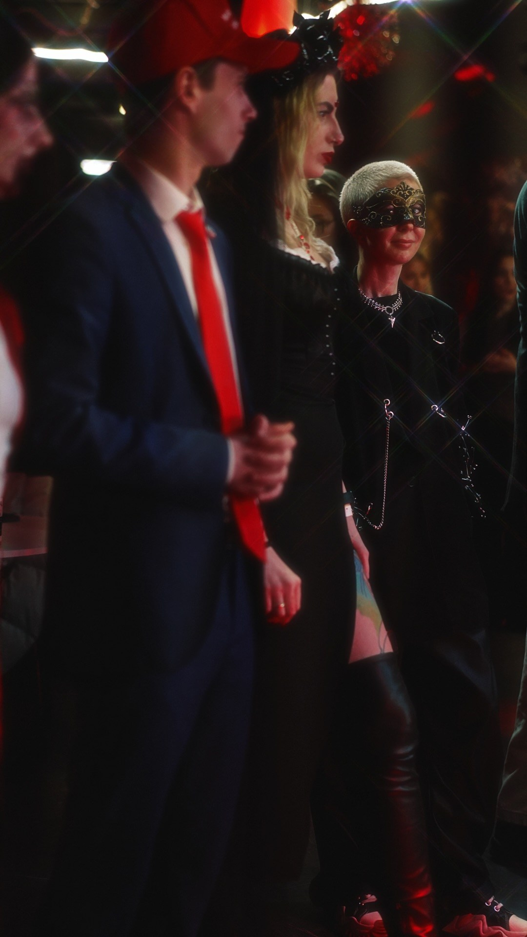 SОФИТЫ | 03.11. Фотограф, оператор и рилсмейкер в Москве — Ася Палагута