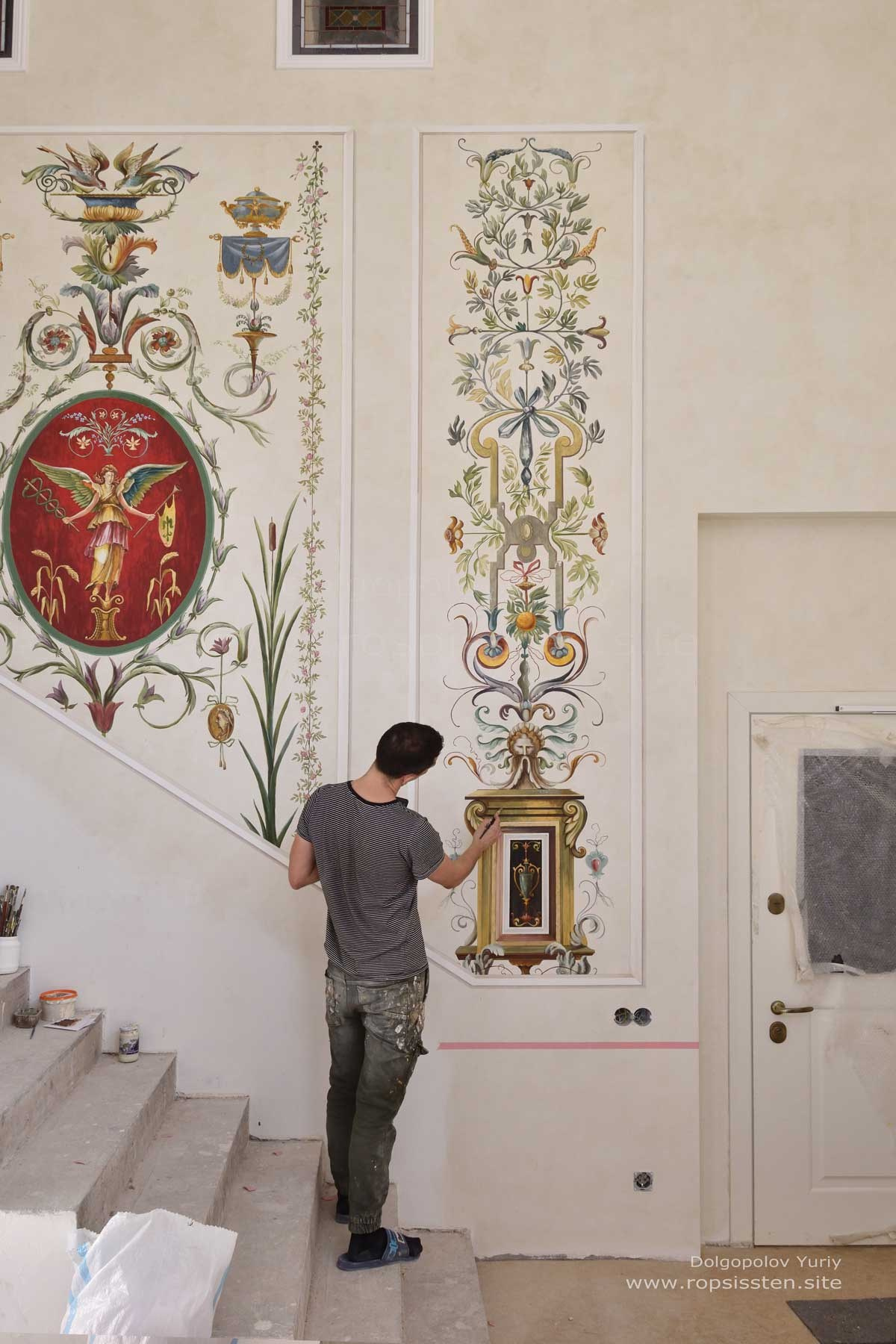 Альфрейная роспись парадной