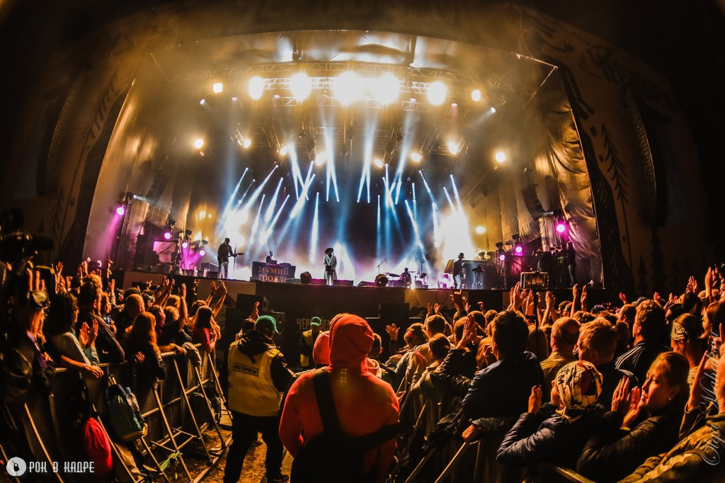 Мумий Тролль, фестиваль «Чернозем», Тамбов. Фотограф Ольга Махалова — Санкт-Петербург, Москва, Нижний Новгород