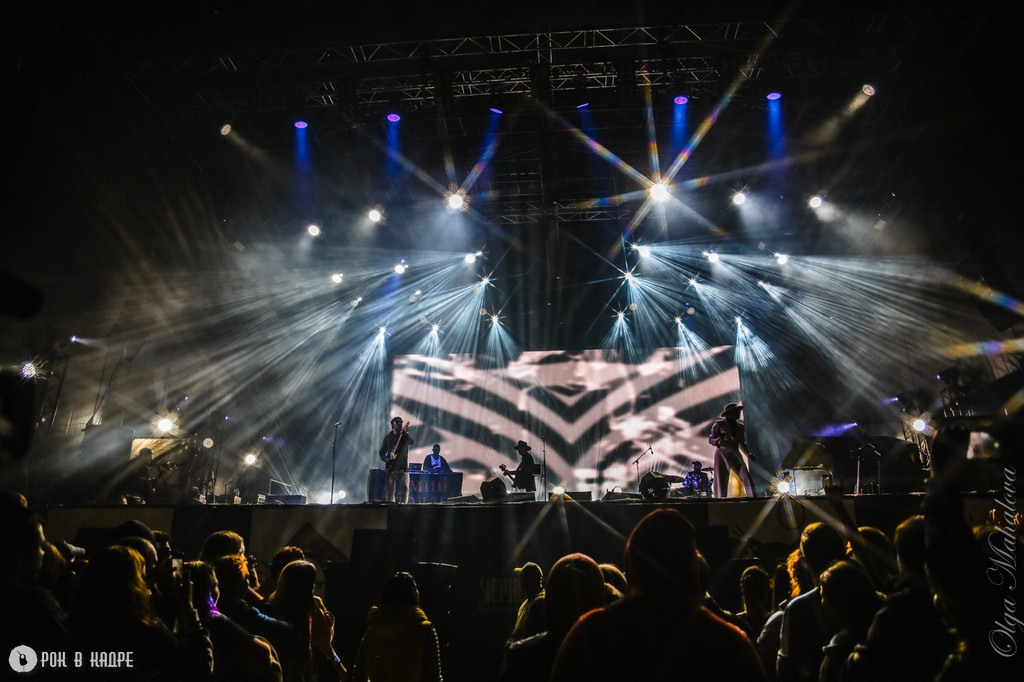 Мумий Тролль, фестиваль «Чернозем», Тамбов. Фотограф Ольга Махалова — Санкт-Петербург, Москва, Нижний Новгород