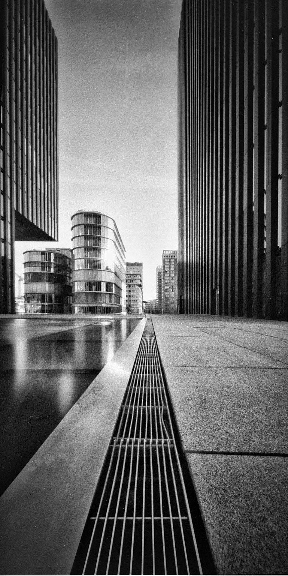 Pinhole. Vasiliy Riabovol — Fine Art Photographer | Time, Space, and Silence