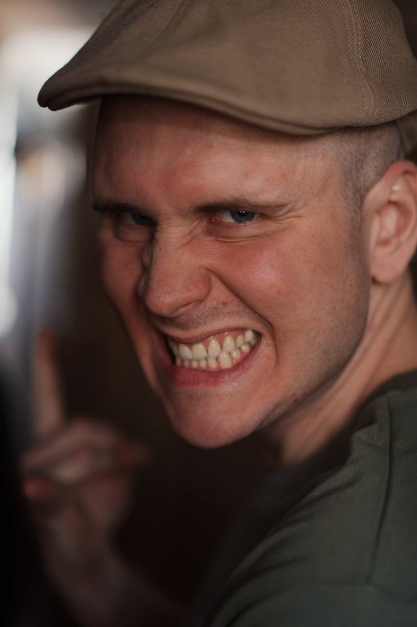 Полный метр «ЛИФТ В ПРОШЛОЕ». Фотограф, оператор и рилсмейкер в Москве — Ася Палагута