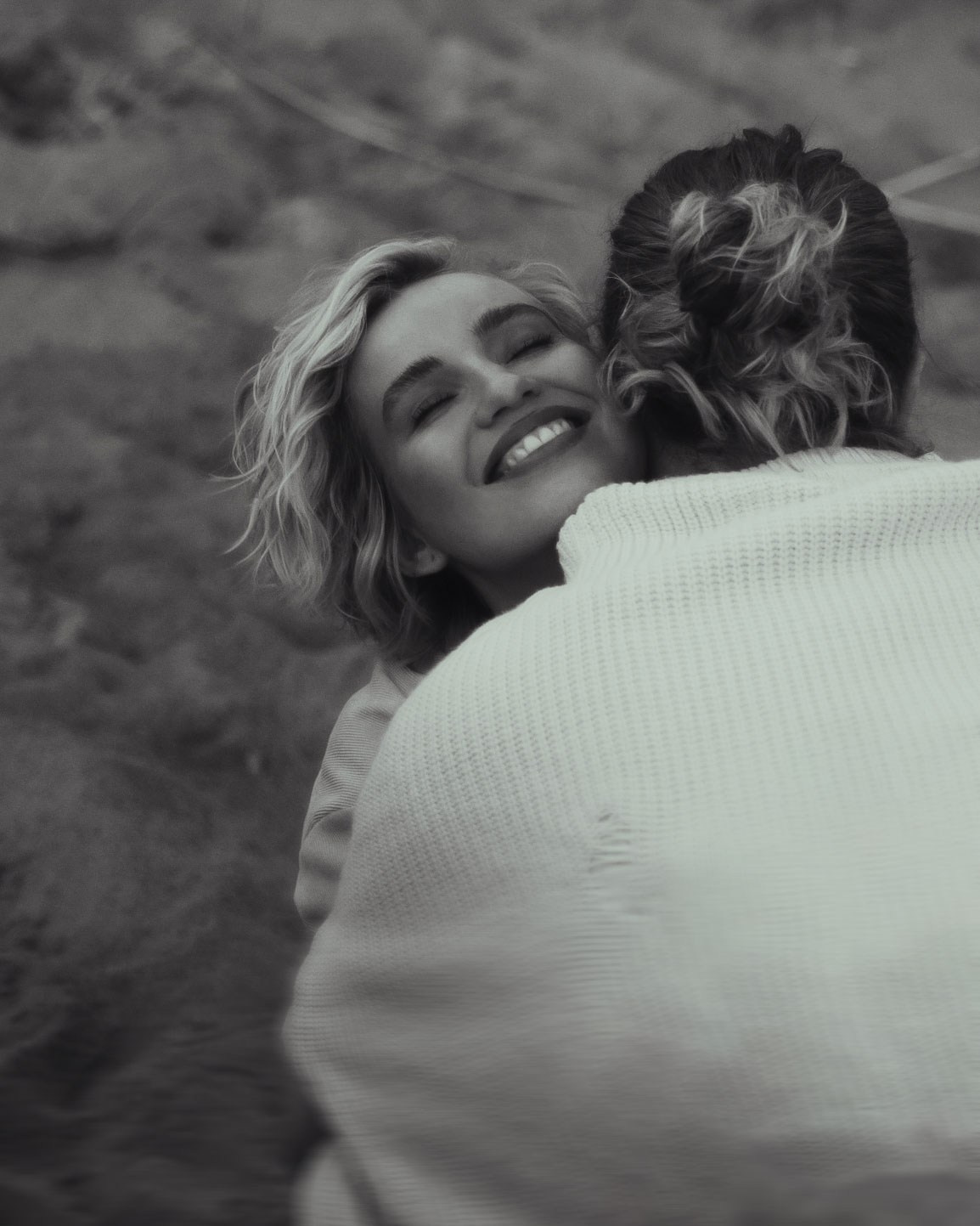 Помещается под рёбрами слева. Свадебный фотограф Питер СПБ Индивидуальные, парные, свадебные съёмки