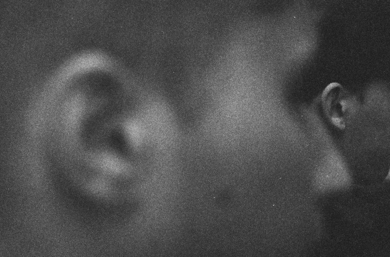 Split (35 mm film). Metelevphoto