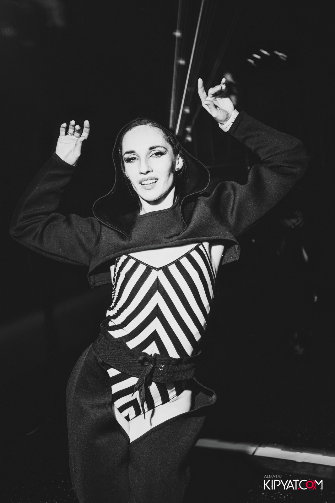 SANTA RAVE В НОЧНОМ КЛУБЕ SANTA BARBARA. КИПЯТКОМ АЛМАТЫ!