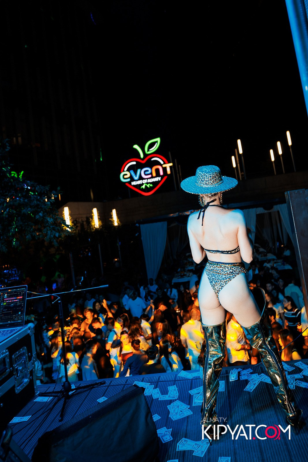 EVENT BAR. КИПЯТКОМ АЛМАТЫ!