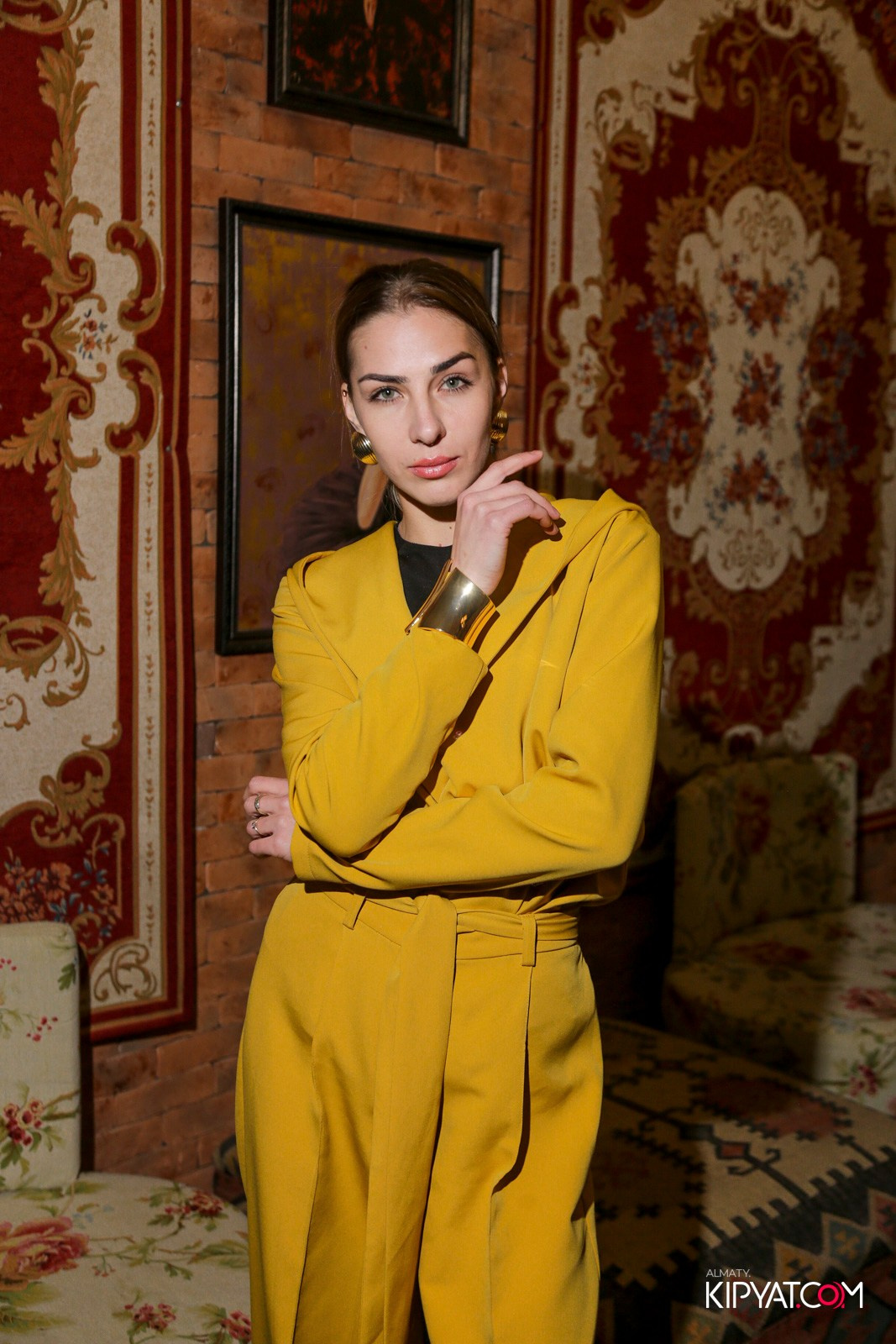 РЕСТОРАН ВЕСЕЛИДЗЕ НА ШЕВЧЕНКО. КИПЯТКОМ АЛМАТЫ!