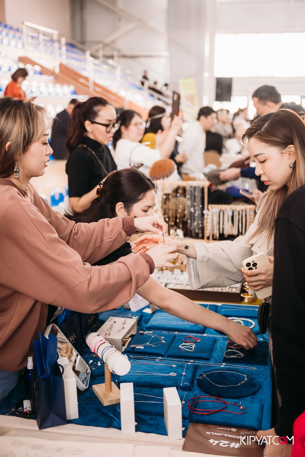 ETHNO POP-UP STORE NAURYZ B SADU ARENA. КИПЯТКОМ АЛМАТЫ!