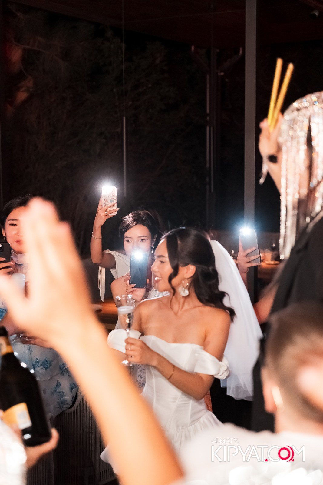 QUEEN. КИПЯТКОМ АЛМАТЫ!