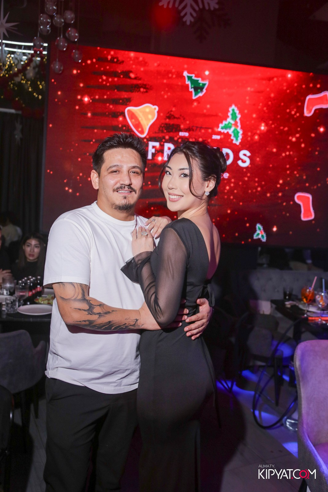 FRIENDS BAR & TERRACE. КИПЯТКОМ АЛМАТЫ! Фотосъемка мероприятий в Алматы