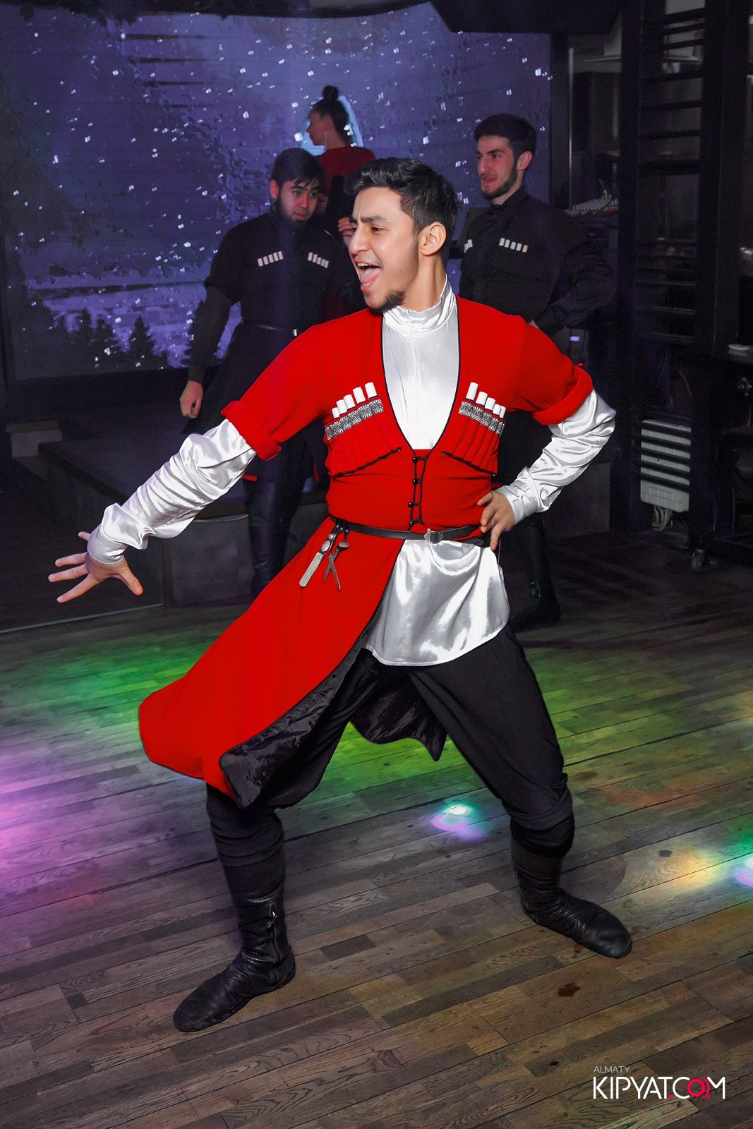 ВАХТАНГУРИ. КИПЯТКОМ АЛМАТЫ!