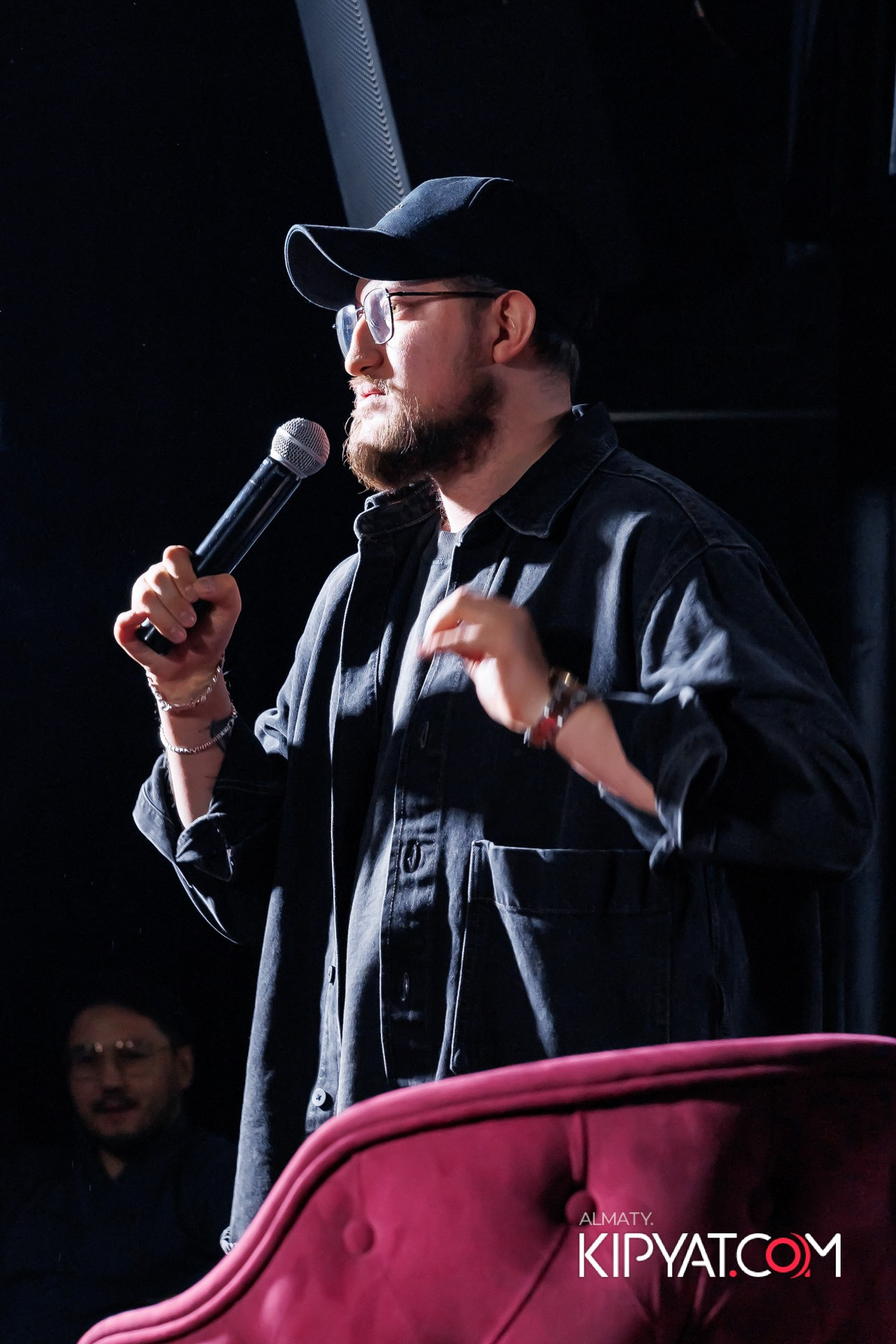 СОЛЬНЫЙ STAND UP КОНЦЕРТ АЛЕКСАНДРА МЕРКУЛЬ. КИПЯТКОМ АЛМАТЫ!