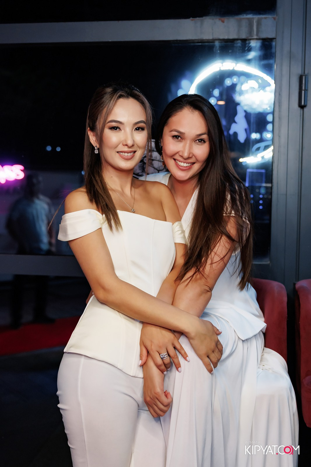 ЗАЯ, НА БИС. КИПЯТКОМ АЛМАТЫ!