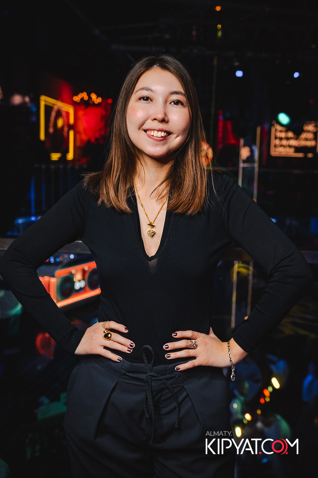 ВЫСТУПЛЕНИЕ ГРУППЫ ВИРУС SANTA BARBARA. КИПЯТКОМ АЛМАТЫ!