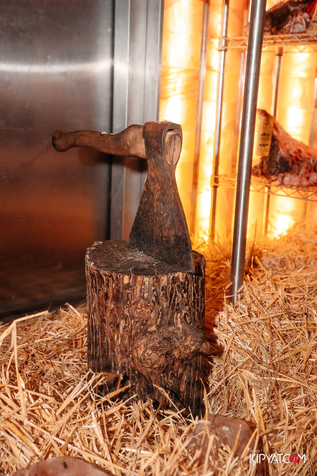 ZIYAFET MEAT HOUSE. КИПЯТКОМ АЛМАТЫ!