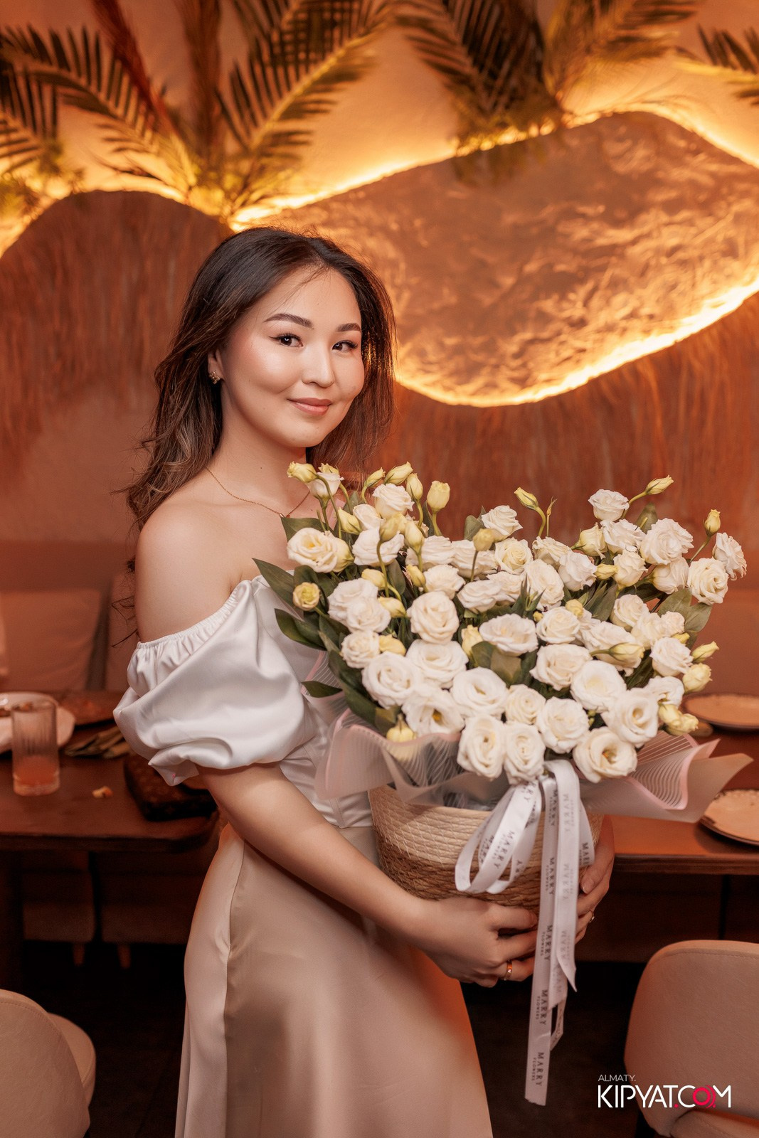 BAY RESTAURANT & BAR. КИПЯТКОМ АЛМАТЫ!