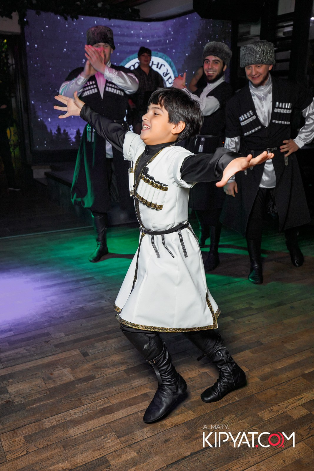 ВАХТАНГУРИ. КИПЯТКОМ АЛМАТЫ!