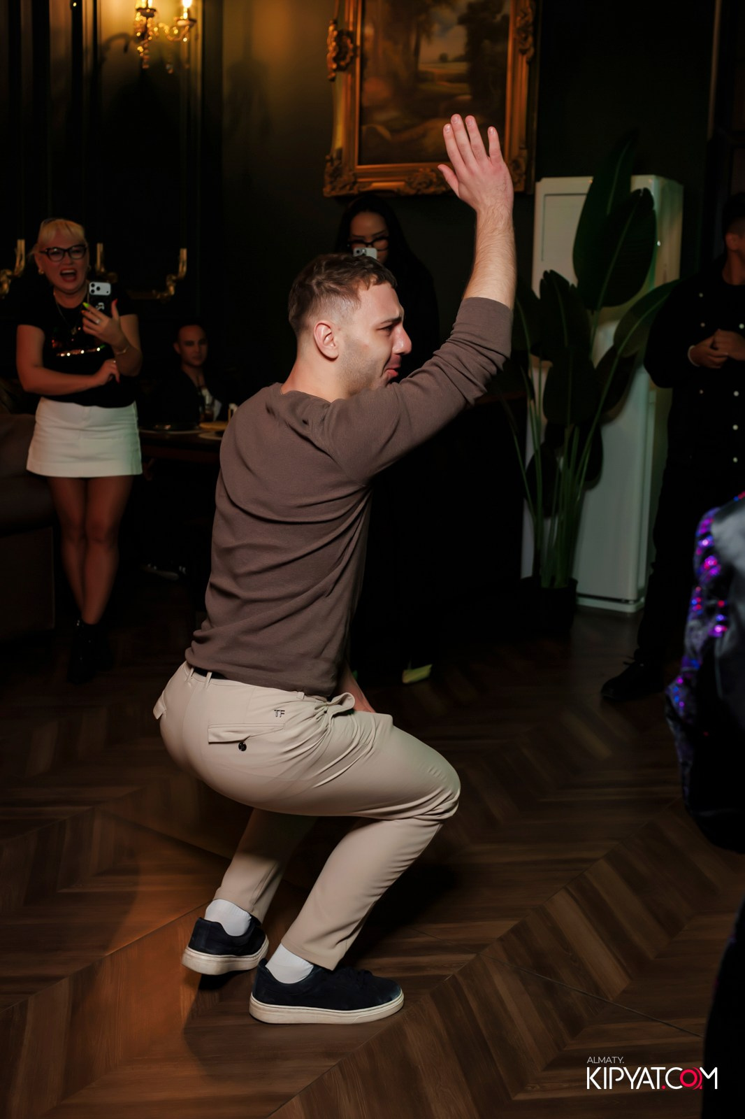 ОТКРЫТИЕ РЕСТОРАНА VESELIDZE НА АБАЯ. КИПЯТКОМ АЛМАТЫ! Фотосъемка мероприятий в Алматы