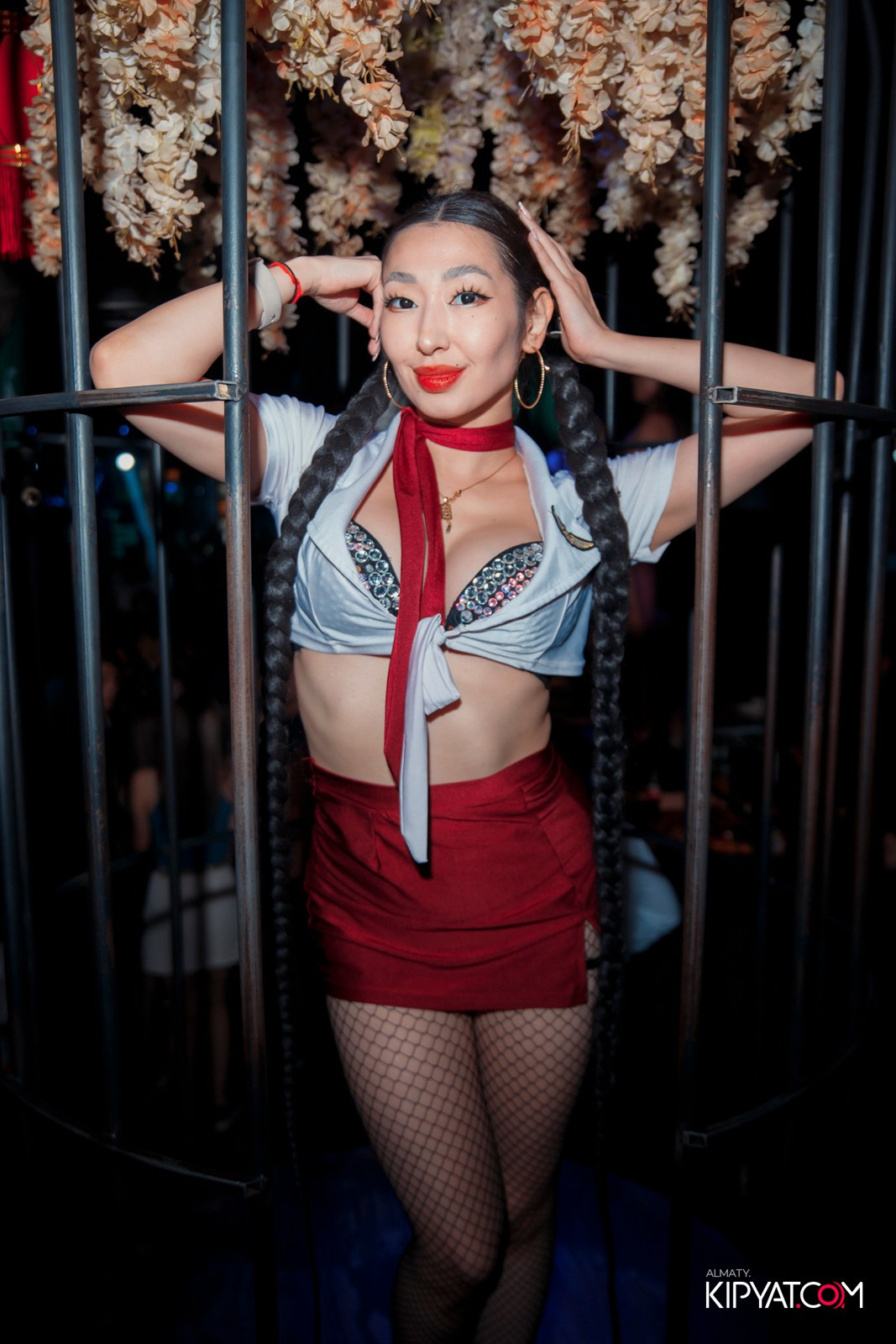 UYAT EMES BAR. КИПЯТКОМ АЛМАТЫ!