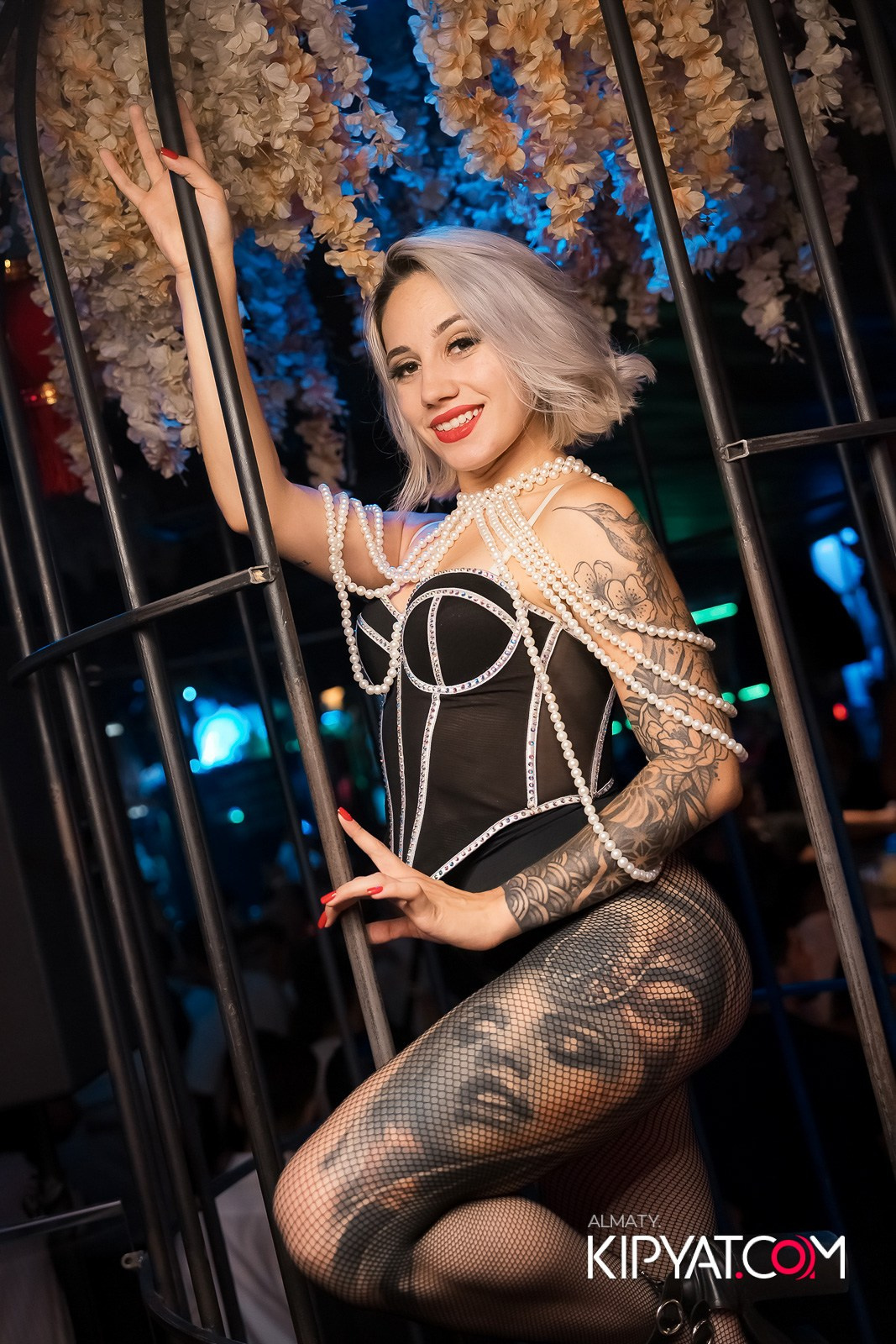 UYAT EMES BAR. КИПЯТКОМ АЛМАТЫ!