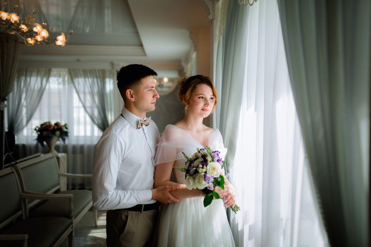 Свадебная съёмка в плохую погоду: почему дождь, туман и ветер — не проблема, а подарок кадру. Свадебный фотограф — Санкт-Петербург (СПб) Питер