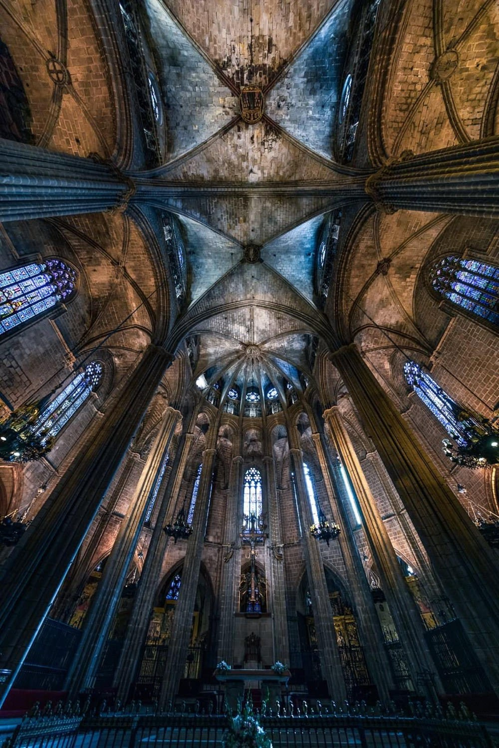 Look Up. Вадим Щербаков | архитектурный фотограф