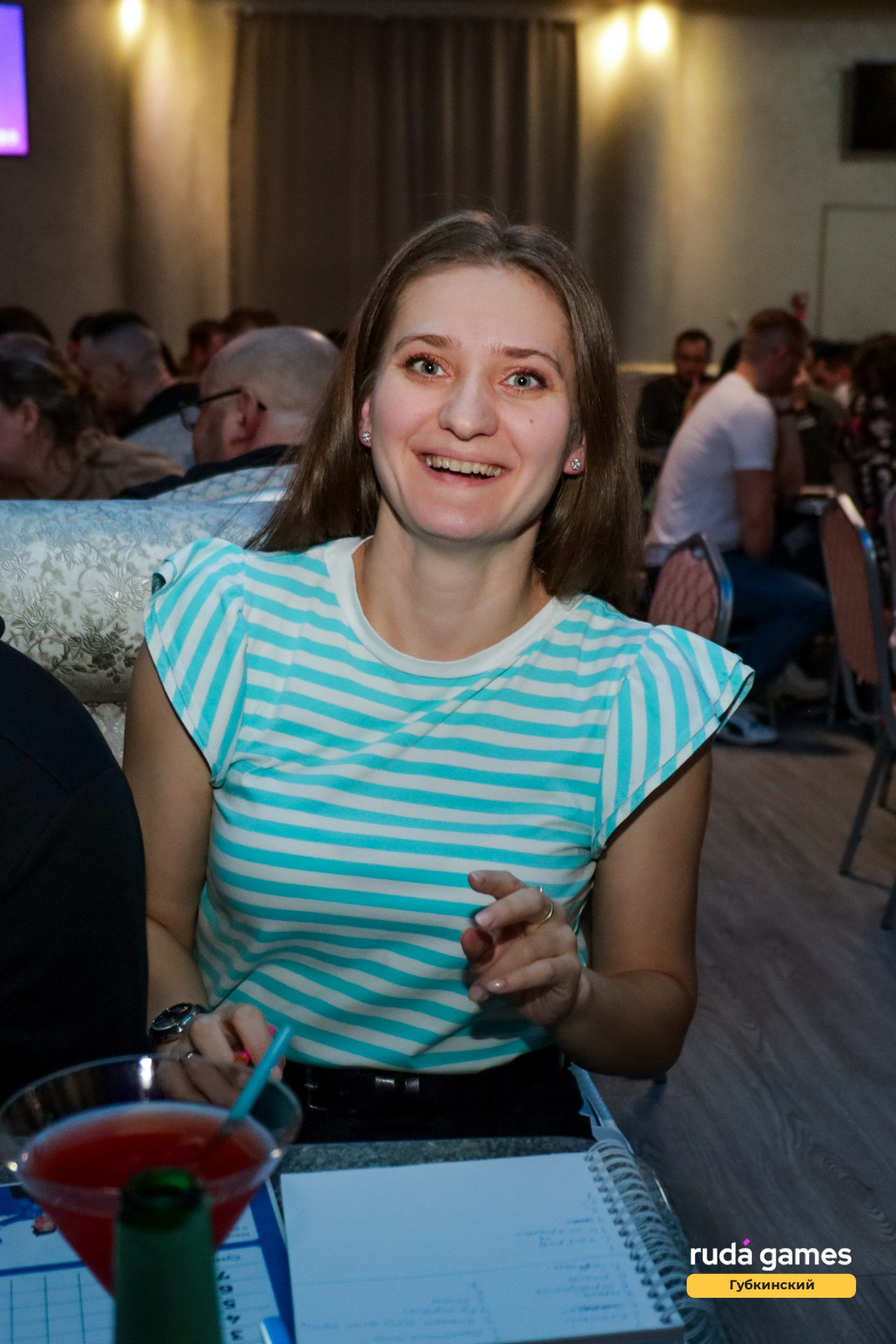 15 мая 2024 года. Фотограф в Губкинском | Александра Артамонова