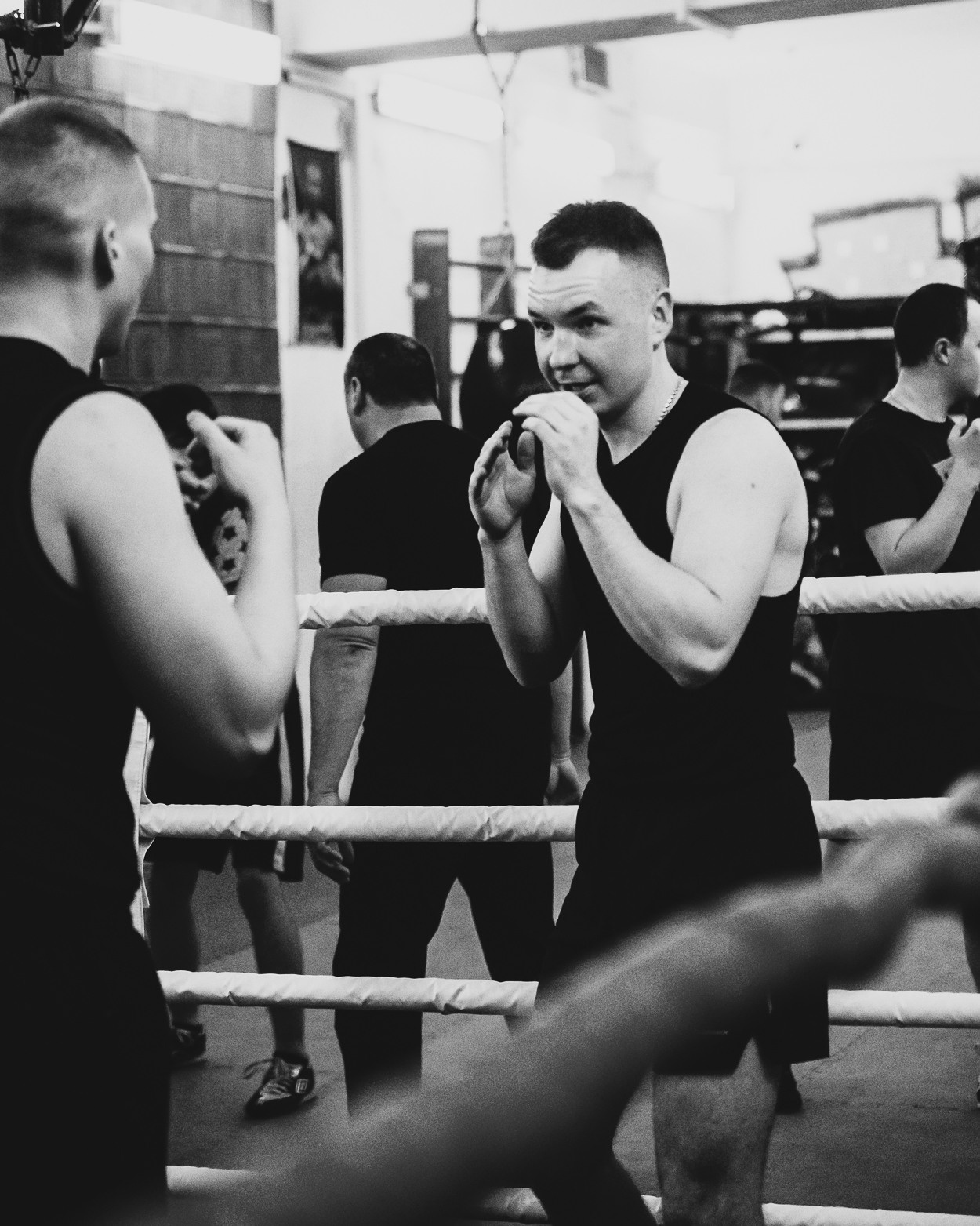 Репортаж тренировки по боксу. Портретный фотограф в Великом Новгороде Виктор Миронов