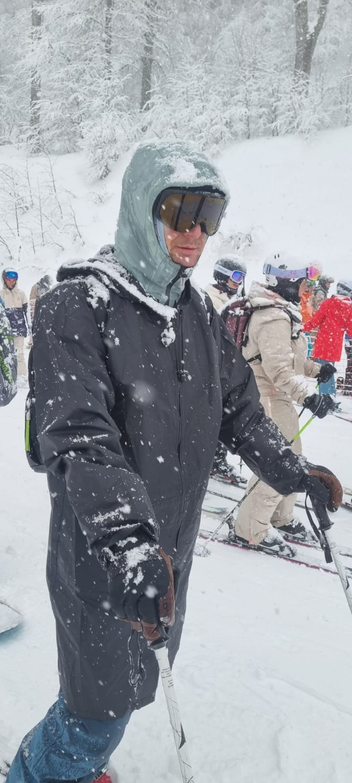 Обучение горным лыжам и сноуборду Красная Поляна. Инструкторы по горным лыжам Сочи Красная Поляна. Горнолыжная школа