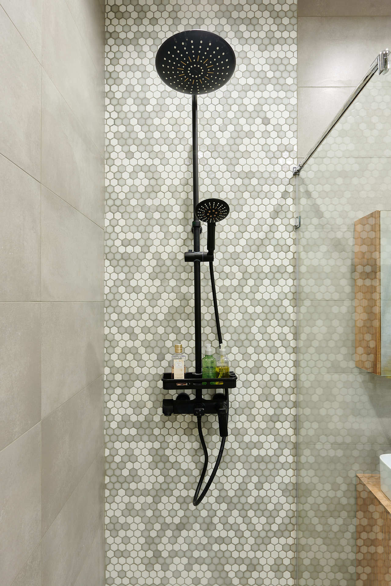 Уютная квартира для двоих на Черняховского. Флористическая, интерьерная и портретная съемка в Москве и Европе