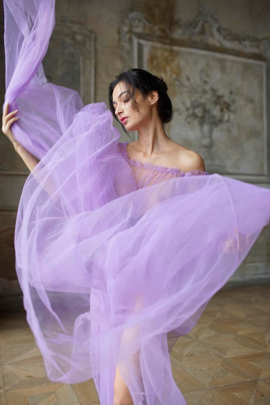 Remote shoots. Official website of the international art model Naya