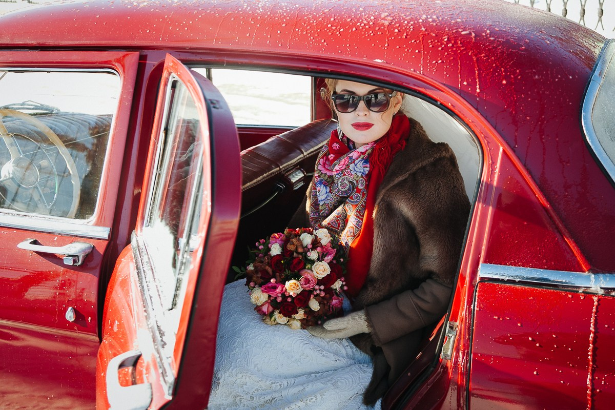 Зимняя свадебная фотосъемка в Санкт-Петербурге. Фотограф крещение венчание в Петербурге! Помогает подобрать храм и посоветовал душевного батюшку в СПб