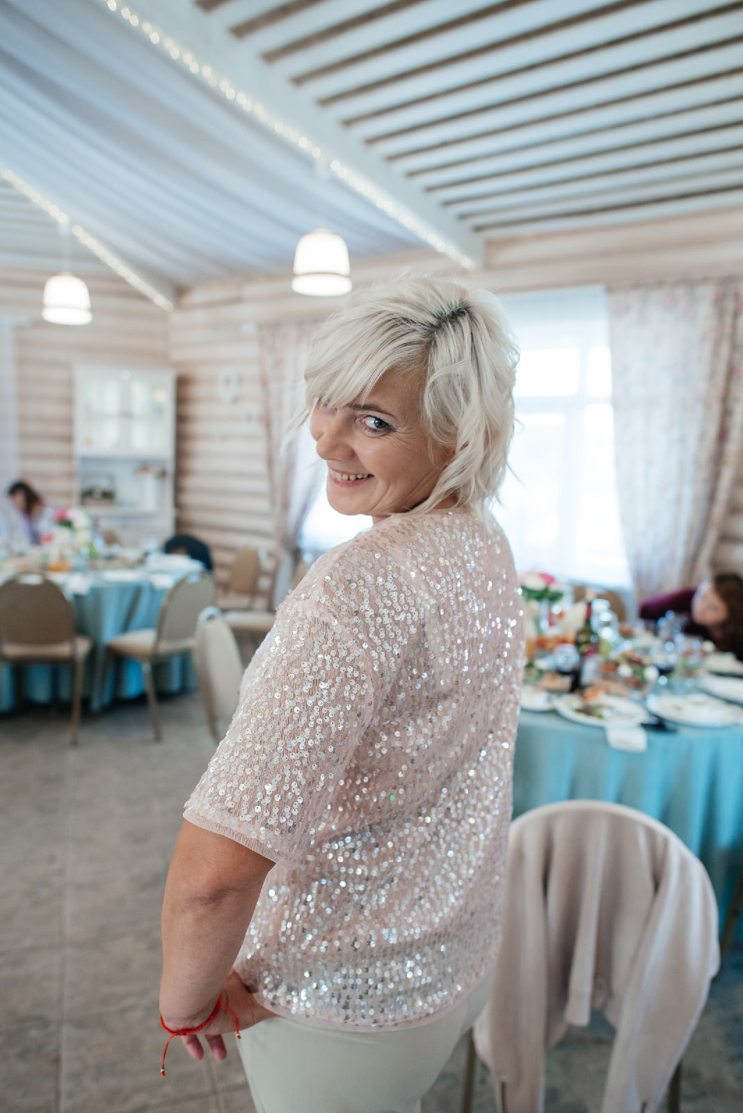 Ведущая Жанна Забойная. Ведущий, Тамада, DJ, фото в Перми. Хорошее настроение