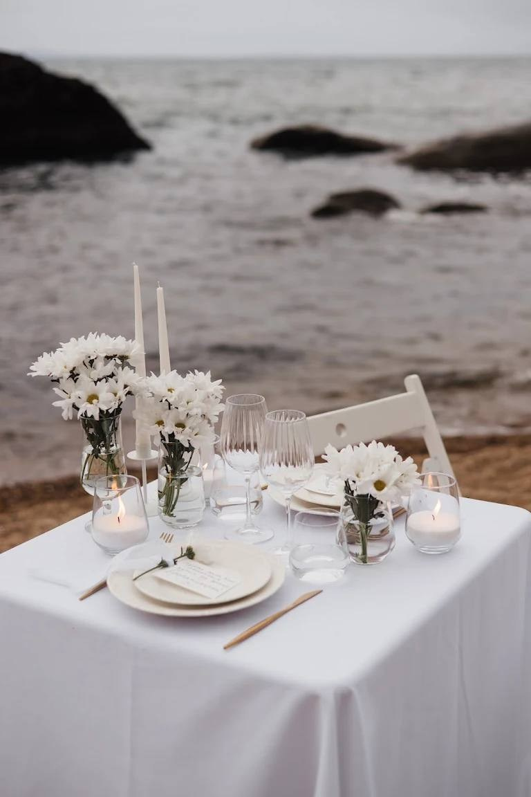 Свидание у моря во Владивсотоке. Организация свадеб и других мероприятий во Владивостоке от «Рядом быть»