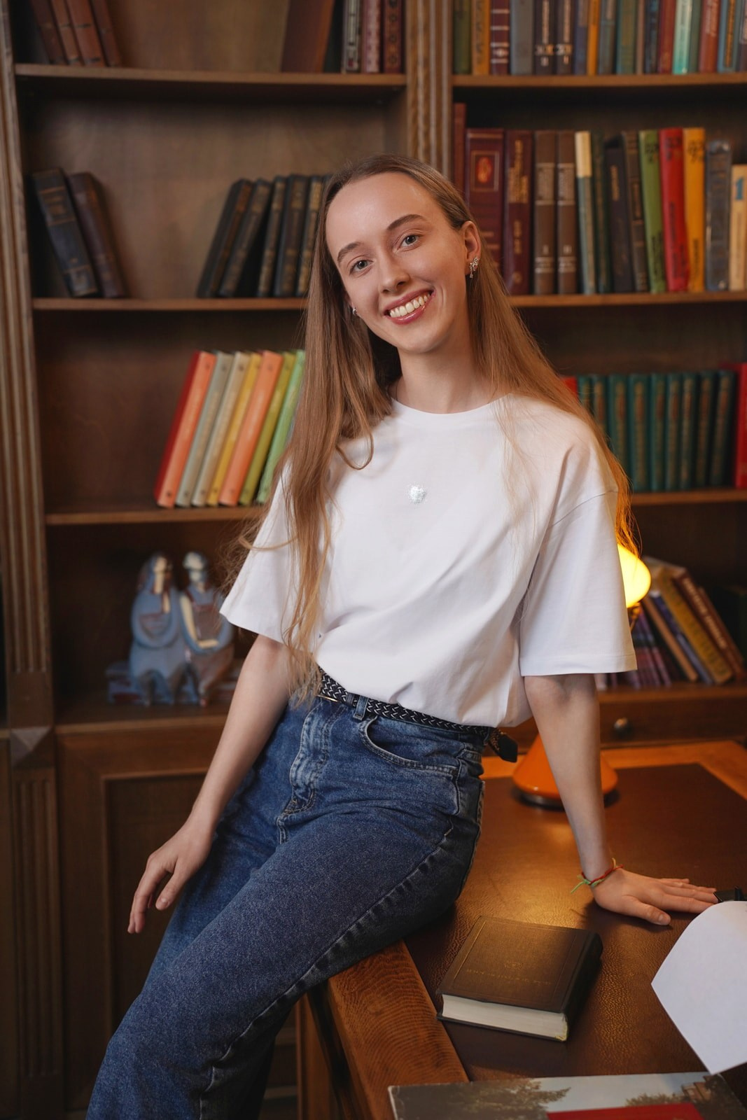 Выпускные альбомы Красноярск: фотосессия в Квартире Академика. СИГМА | Студия выпускных альбомов Красноярск