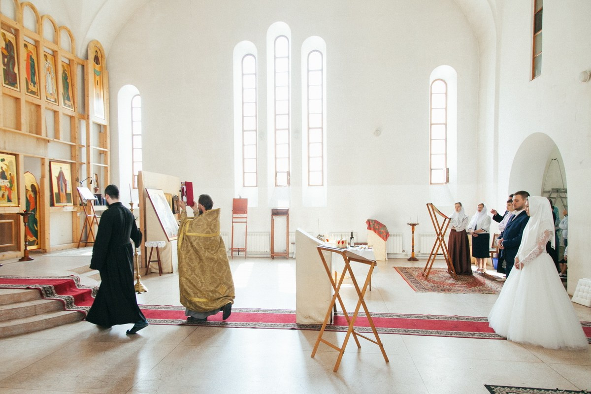 Венчание в Санкт Петербурге. Фотограф крещение венчание в Петербурге! Помогает подобрать храм и посоветовал душевного батюшку в СПб