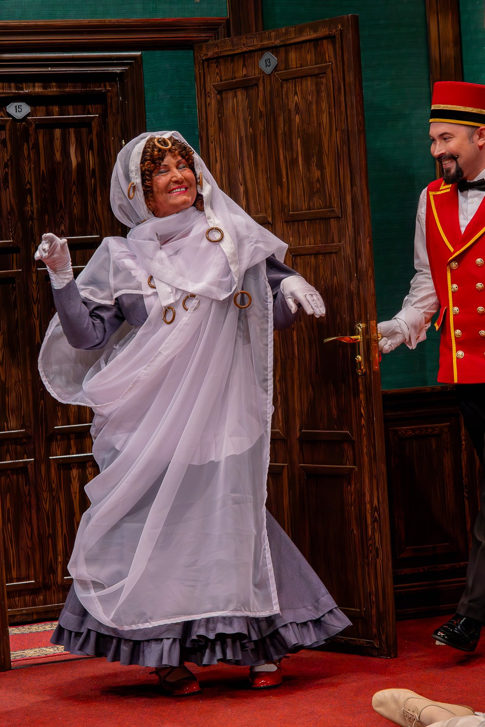 Премьера спектакля-комедии «Номер 13» в Театре Иллюзии. Семейный и свадебный фотограф в Москве и Домодедово Анна Авилочкина