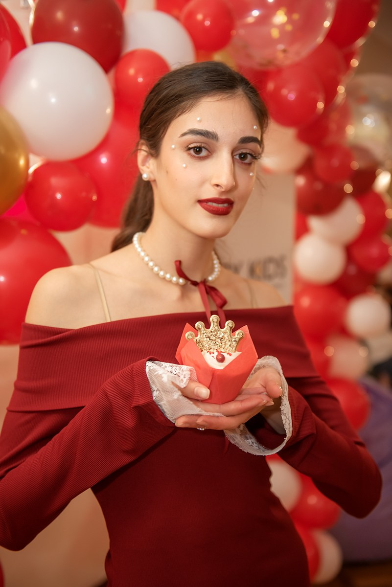 Выпускной в детской школе моделей HAPPYkids 2024. Семейный и коммерческий фотограф в Сочи Александр Бодунов