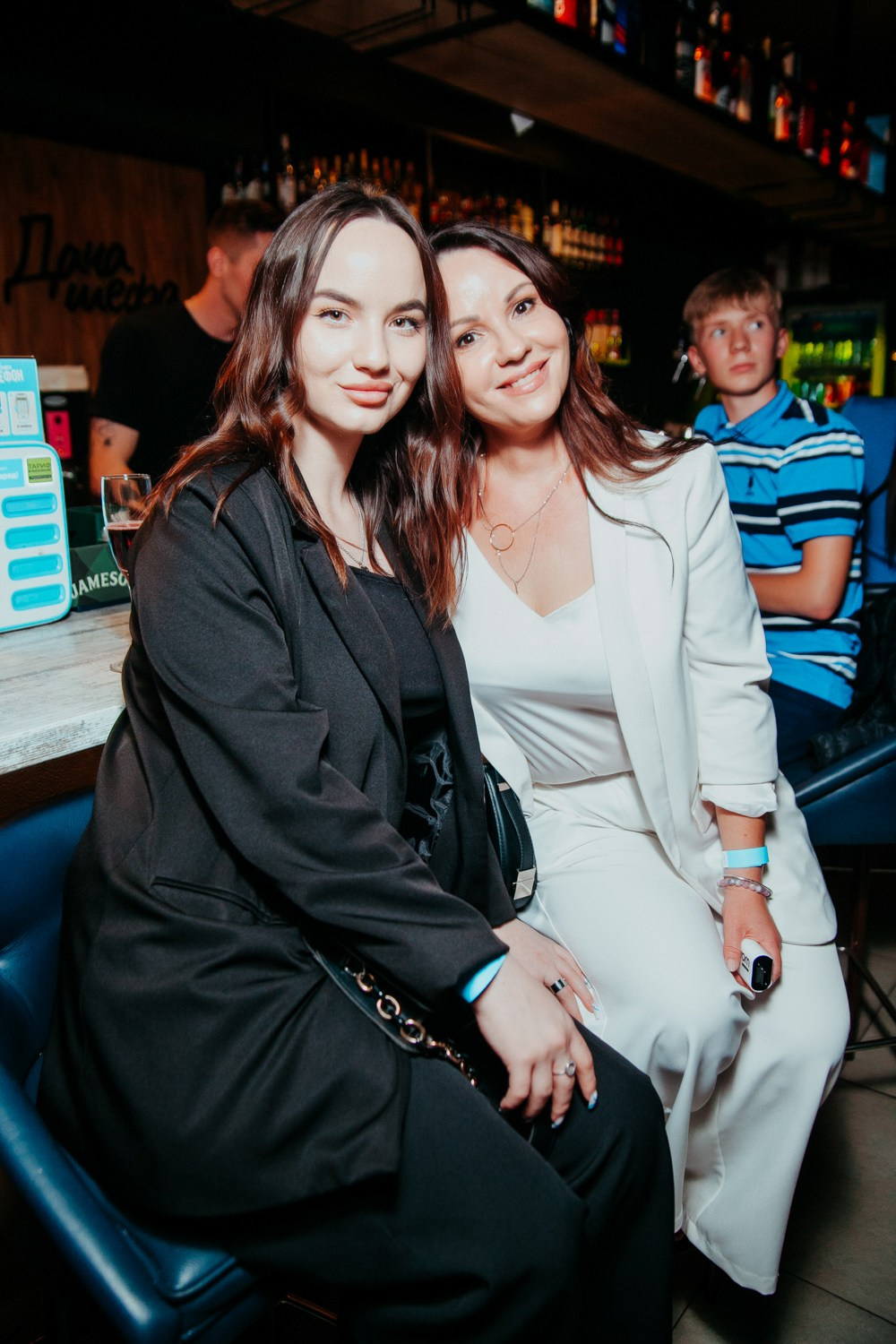 Презентация «Iphone 15». Свадебный и детский фотограф в Волгограде Слава Белов