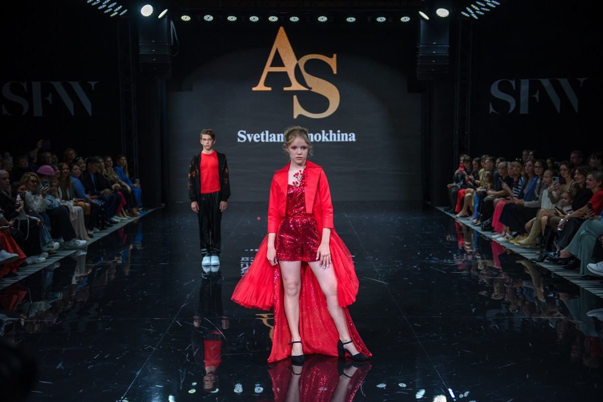 SochiFashionWeek2024 дизайнер Анохина Светлана. Семейный и коммерческий фотограф в Сочи Александр Бодунов
