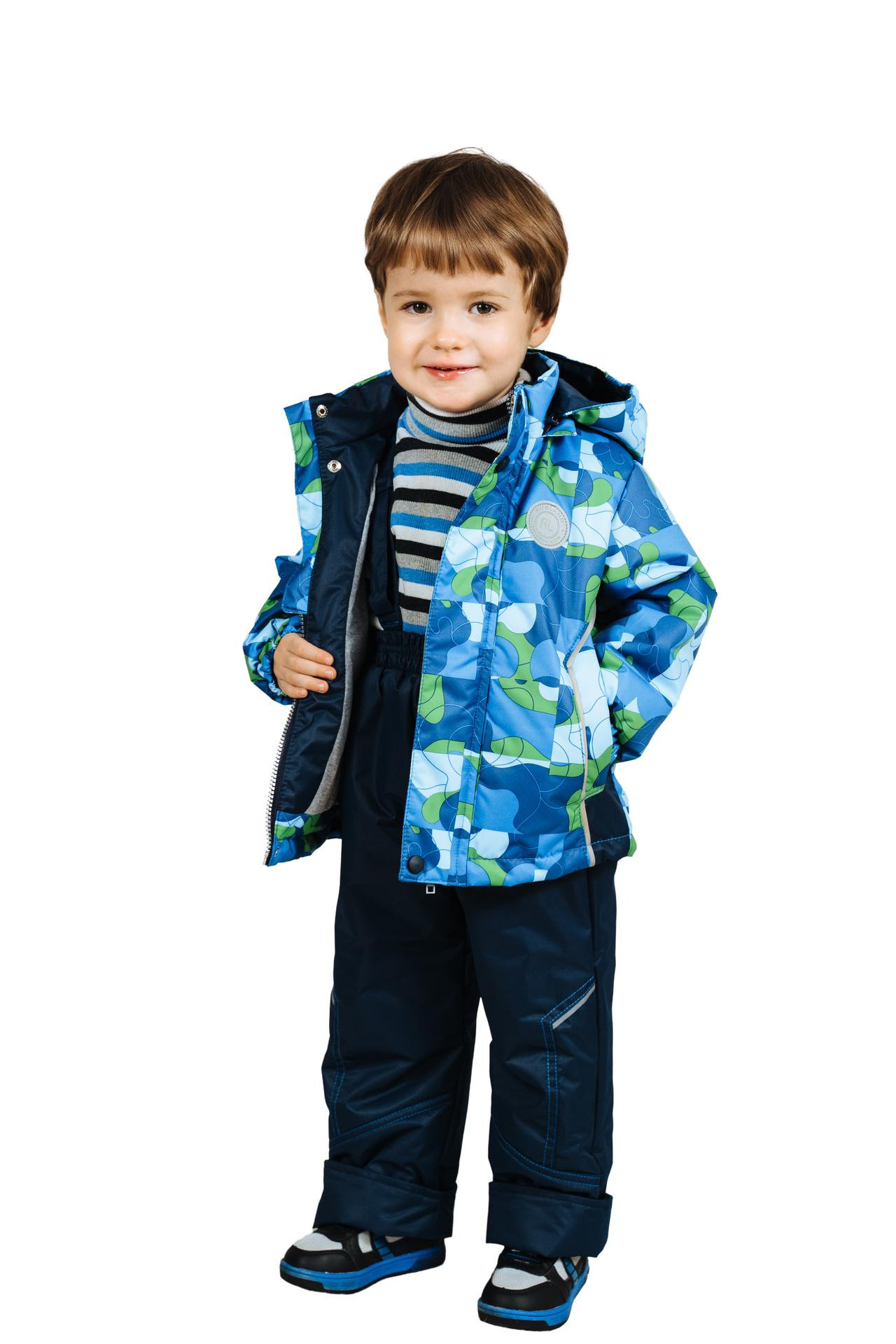 Костюмы белый фон и в интерьере