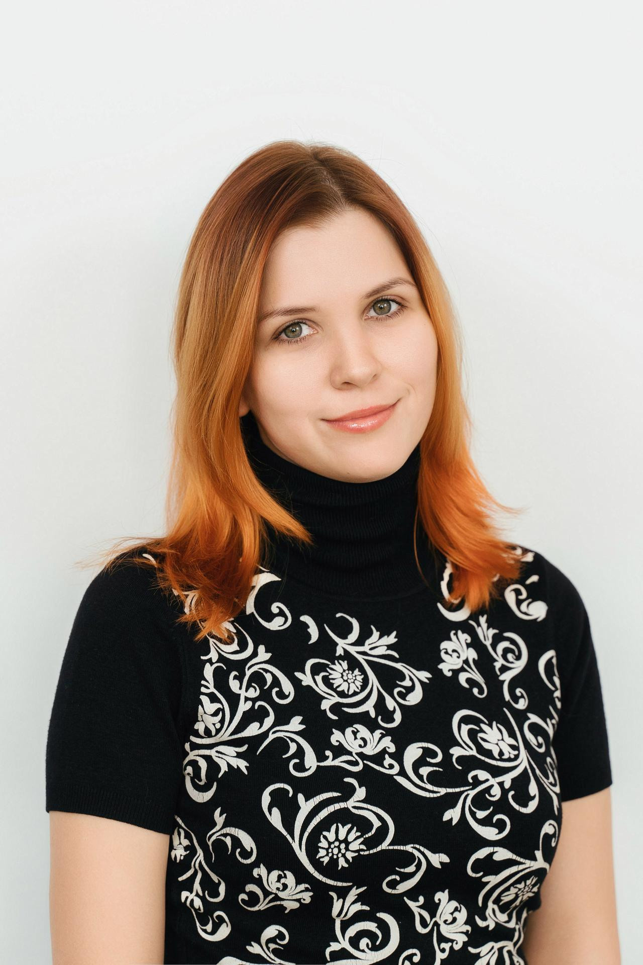 Портреты на монотонном фоне