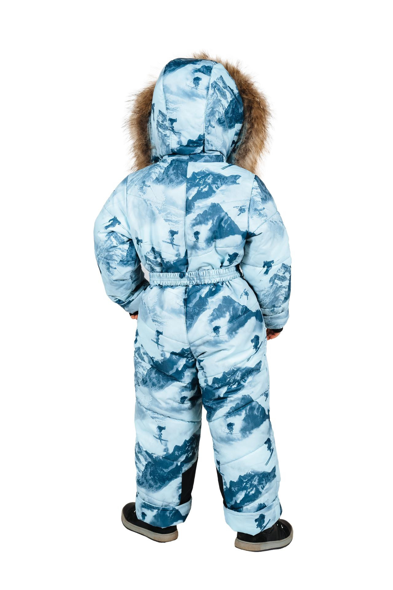 Костюмы белый фон и в интерьере