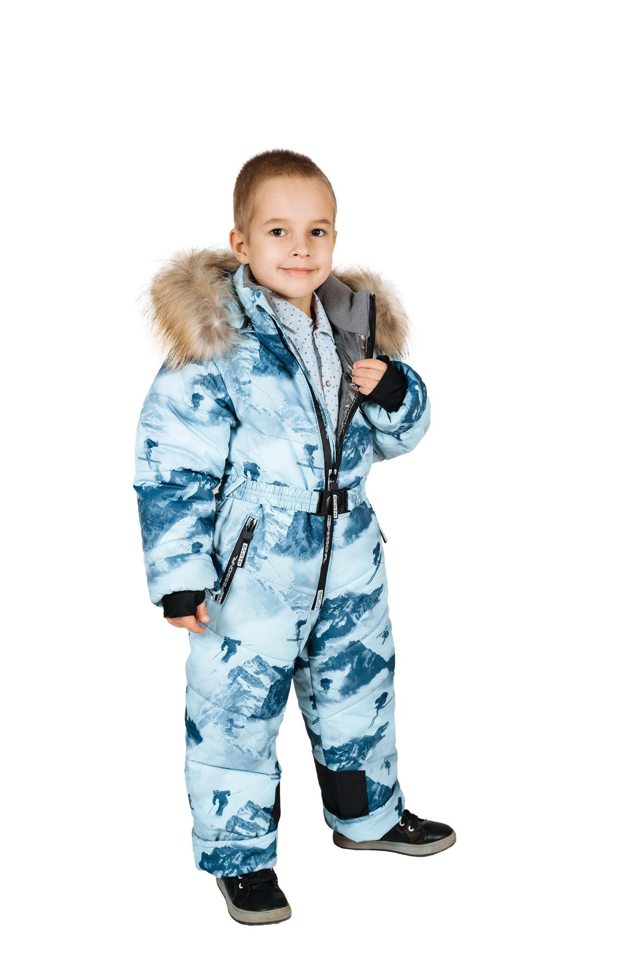 Костюмы белый фон и в интерьере